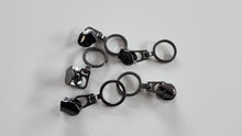 Load image into Gallery viewer, Clearance Small O Zipper Pull - No.5