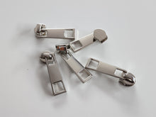 Load image into Gallery viewer, Thin Long Bar Zipper Pulls - No.5
