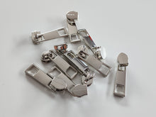 Load image into Gallery viewer, Thin Long Bar Zipper Pulls - No.5