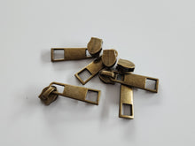 Load image into Gallery viewer, Thin Long Bar Zipper Pulls - No.5