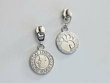 Load image into Gallery viewer, Cat Lover Zipper Pull - No.5