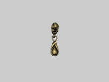 Load image into Gallery viewer, Peacock Pearl Zipper Pull - No.5
