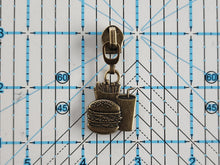 Load image into Gallery viewer, Snack Pack Zipper Pull - No.5