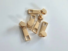 Load image into Gallery viewer, Thin Long Bar Zipper Pulls - No.5