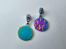 Load image into Gallery viewer, Block Craft Zipper Pull - No.5