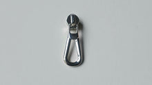 Load image into Gallery viewer, Pearl Drop Zipper Pull - No.5