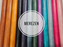 Load image into Gallery viewer, Glossy Full Grain Vinyl