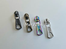 Load image into Gallery viewer, Grooved Zipper Pull - No.5