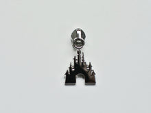 Load image into Gallery viewer, Castle Zipper Pull - No.5