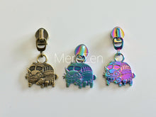 Load image into Gallery viewer, Cat Bus Zipper Pull - No.5
