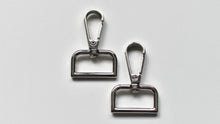 Load image into Gallery viewer, Swivel Hooks - 1 Inch (25mm) - 2 pack
