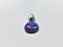 Load image into Gallery viewer, Skullington Zipper Pull - No.5
