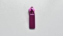 Load image into Gallery viewer, Bar Zipper Pull - No.5