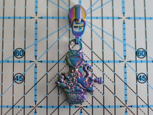 Load image into Gallery viewer, Bear Adventures Zipper Pull - No.5