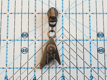 Load image into Gallery viewer, Spaceship Zipper Pull - No.5