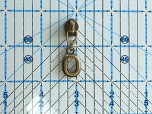 Load image into Gallery viewer, Oval Drop Zipper Pull - No.5