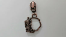 Load image into Gallery viewer, Hex Floral Zipper Pull - No.5
