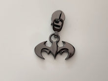 Load image into Gallery viewer, Bat Zipper Pull - No.5
