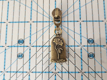 Load image into Gallery viewer, Rose Glass Zipper Pull - No.5