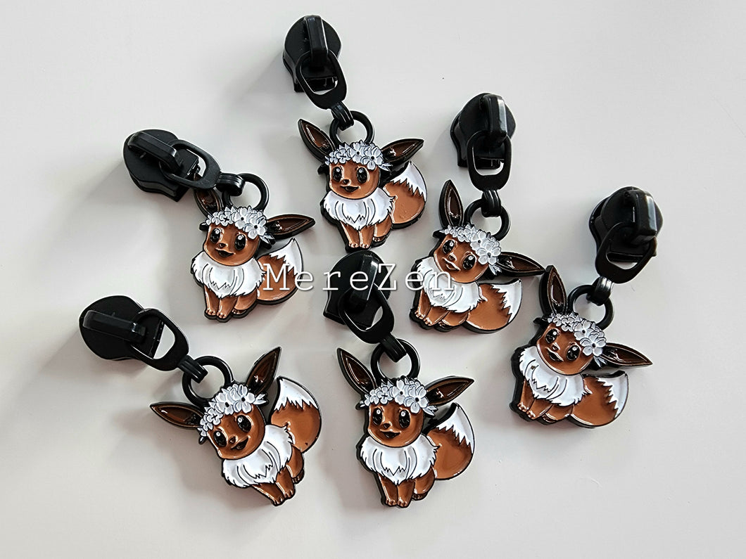 Floral Fox Zipper Pull - No.5