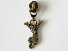 Load image into Gallery viewer, Tiger Zipper Pull - No.5