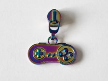 Load image into Gallery viewer, Controller Zipper Pull - No.5