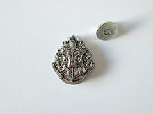 Load image into Gallery viewer, House Crest Magnetic Lock