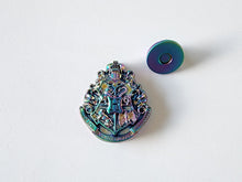 Load image into Gallery viewer, House Crest Magnetic Lock