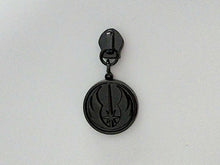 Load image into Gallery viewer, Order Zipper Pull - No.5