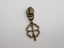 Load image into Gallery viewer, Clover Zipper Pull - No.5