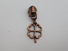 Load image into Gallery viewer, Clover Zipper Pull - No.5