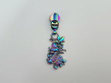 Load image into Gallery viewer, Aussie Flora Zipper Pull - No.5