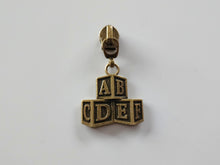 Load image into Gallery viewer, ABC Blocks Zipper Pull - No.5