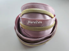 Load image into Gallery viewer, Peach Zipper Tape with Light Gold Teeth - No. 5