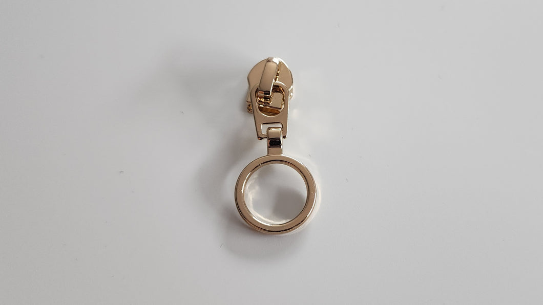 Clearance Small O Zipper Pull - No.5
