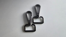 Load image into Gallery viewer, Swivel Hooks - 3/4 Inch (20mm) - 2 pack
