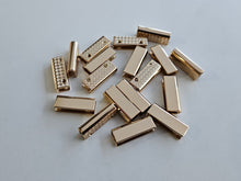 Load image into Gallery viewer, Strap Ends 1 Inch (25mm), 4mm Gap, Screw in - 4 / 20 pack
