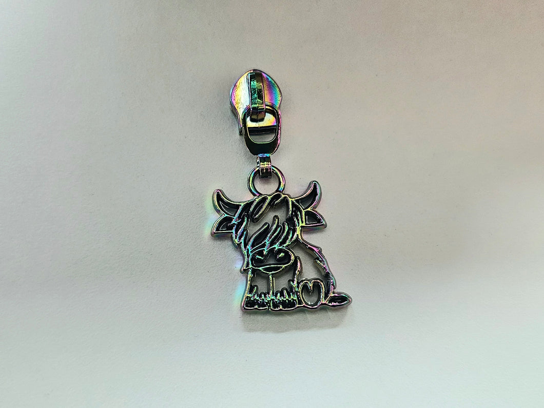 Highland Cow Zipper Pull - No.5