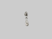 Load image into Gallery viewer, Peacock Pearl Zipper Pull - No.5
