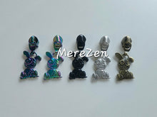 Load image into Gallery viewer, Voodoo Doll Zipper Pull - No.5
