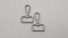 Load image into Gallery viewer, Swivel Hooks - 1 Inch (25mm) - 2 pack
