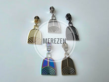 Load image into Gallery viewer, Rainbow Horizon Zipper Pull - No.5
