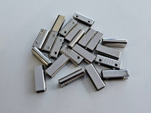 Load image into Gallery viewer, Strap Ends 1 Inch (25mm), 4mm Gap, Screw in - 4 / 20 pack
