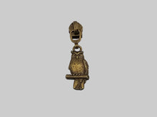 Load image into Gallery viewer, Owl Zipper Pull - No.5
