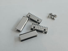 Load image into Gallery viewer, Strap Ends 1 Inch (25mm), 4mm Gap, Screw in - 4 / 20 pack
