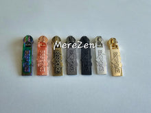 Load image into Gallery viewer, Bespoke Zipper Pull - No.5
