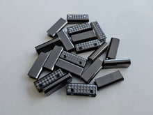 Load image into Gallery viewer, Strap Ends 1 Inch (25mm), 4mm Gap, Screw in - 4 / 20 pack

