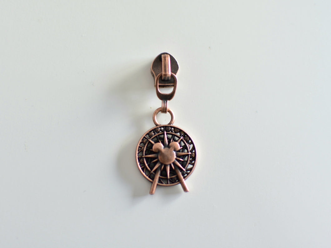 Ferris Wheel Zipper Pull - No.5