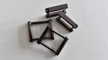 Load image into Gallery viewer, Deluxe Rectangle Rings - 1 Inch (25mm) 5mm thick with removable bar - 4 pack
