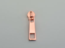 Load image into Gallery viewer, Long Bar Zipper Pull - No.5
